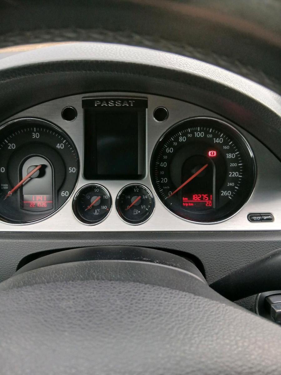 Volkswagen Passat 2007 — photo 9