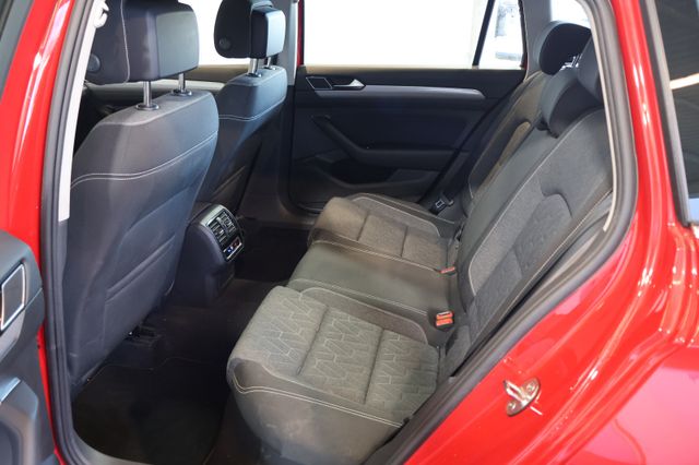 Volkswagen Passat 2.0 TDI Business AID+ACC+KAM+KEY+LED+AHK