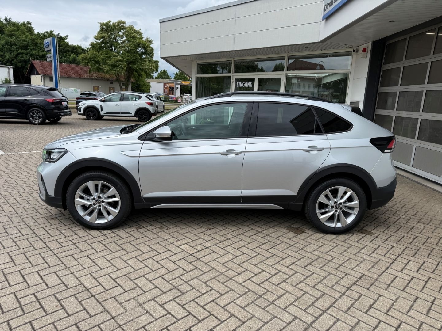 Fahrzeugabbildung Volkswagen Taigo Life Spring 1.0 TSI DSG Digitales Cockpit