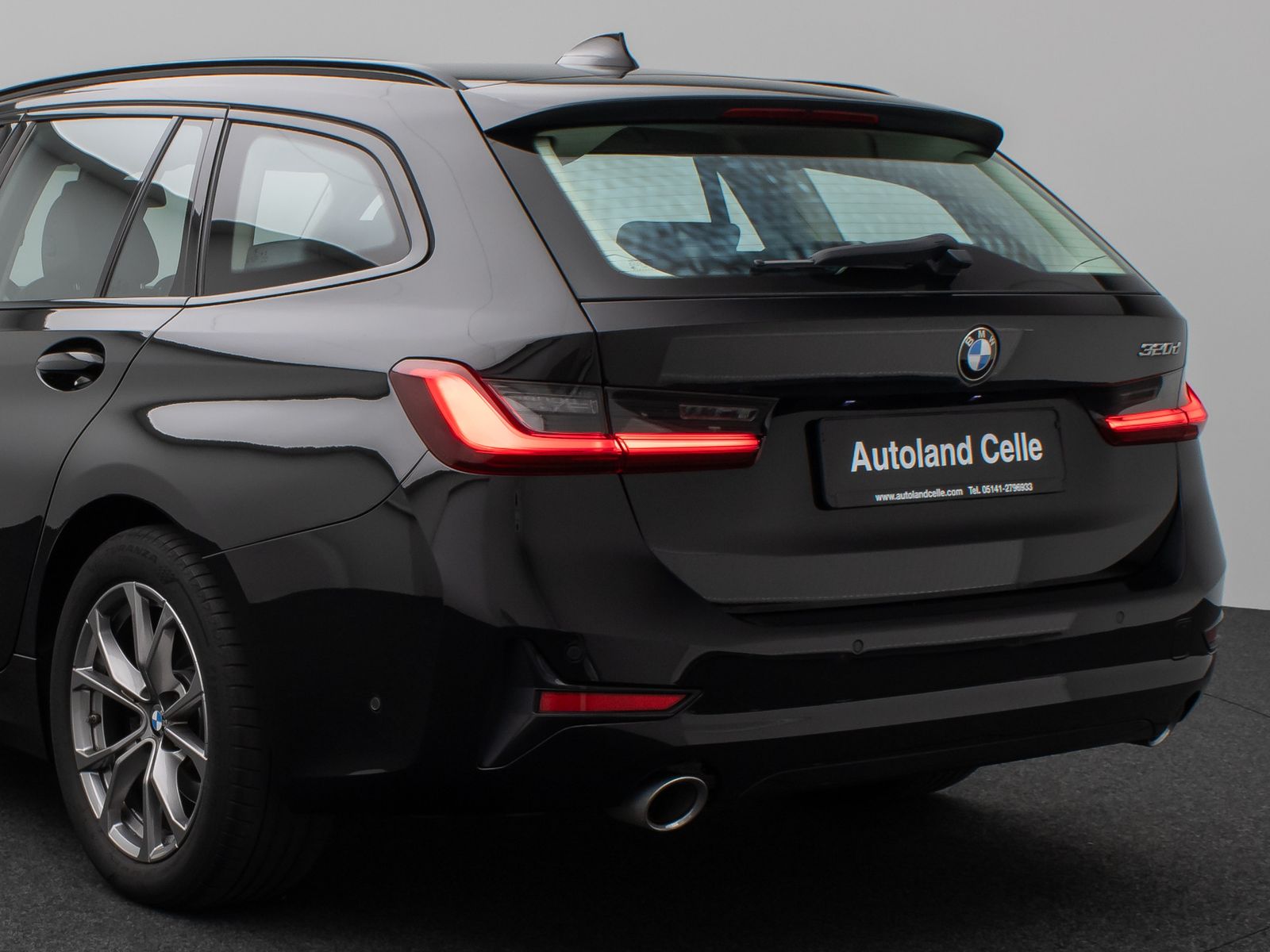 Fahrzeugabbildung BMW 320d Sport Line LED PDC Geschwindigk Indivibual