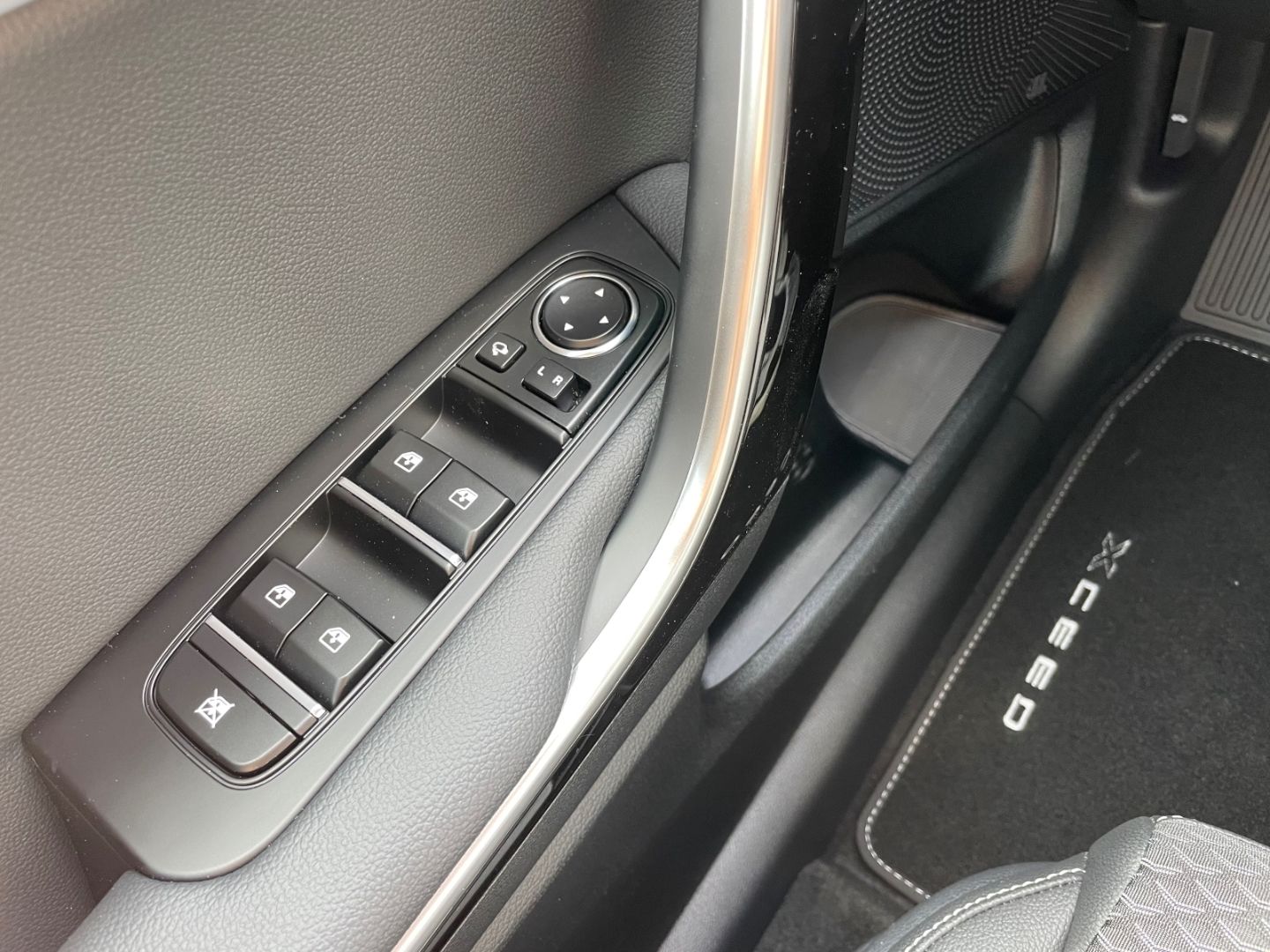 Fahrzeugabbildung Kia XCeed Spirit LED Schiebedach totWinkAss Kamera