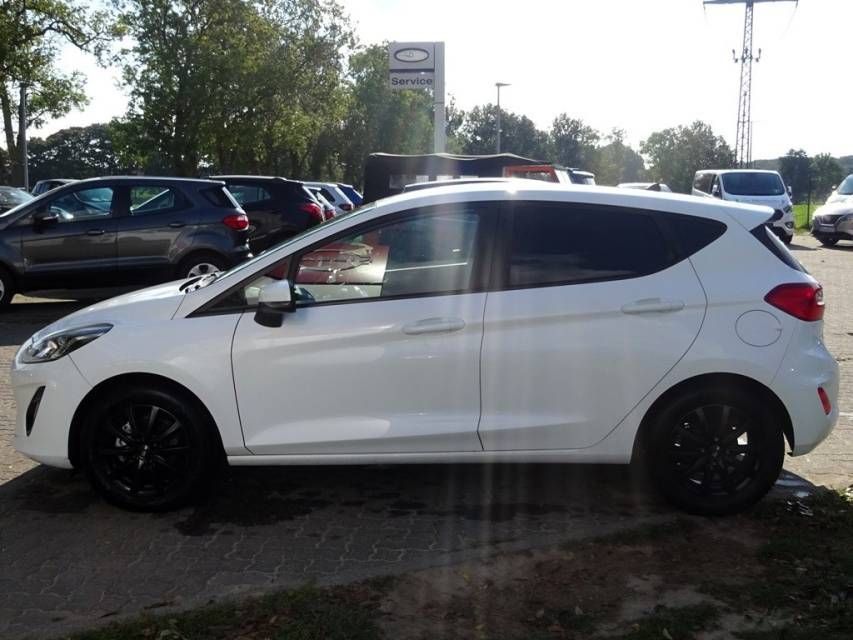 Fahrzeugabbildung Ford Fiesta 1,1 Cool&Connect