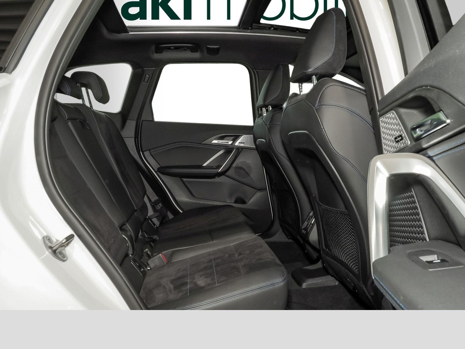 BMW X1 sDrive18d Automatic    M-SPORT - PANORAMA foto 9