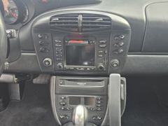 Fahrzeugabbildung 996 911 Carrera Coupe MOTORSCHADEN Deutsches Aut