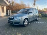 Skoda Roomster 1.2 HTP /PDC/1.Hand/TÜV10.27/Scheckheft - gebrauchte Skoda Kleinbus
