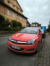 Opel Astra GTC 1.4 Twinport ecoFLEX Edition Edition - Opel Astra mit Benzin-Antrieb: Limousine, Twinport Edition