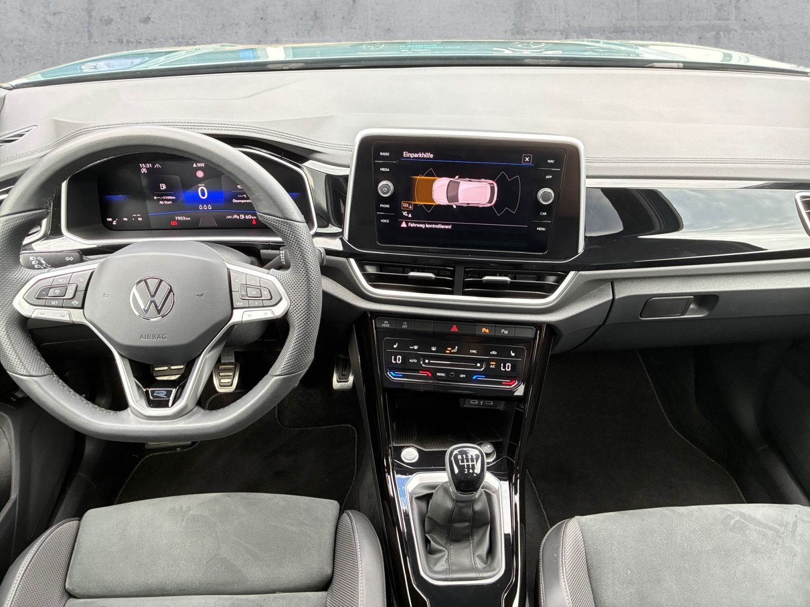 Volkswagen T-Roc - Bild 9