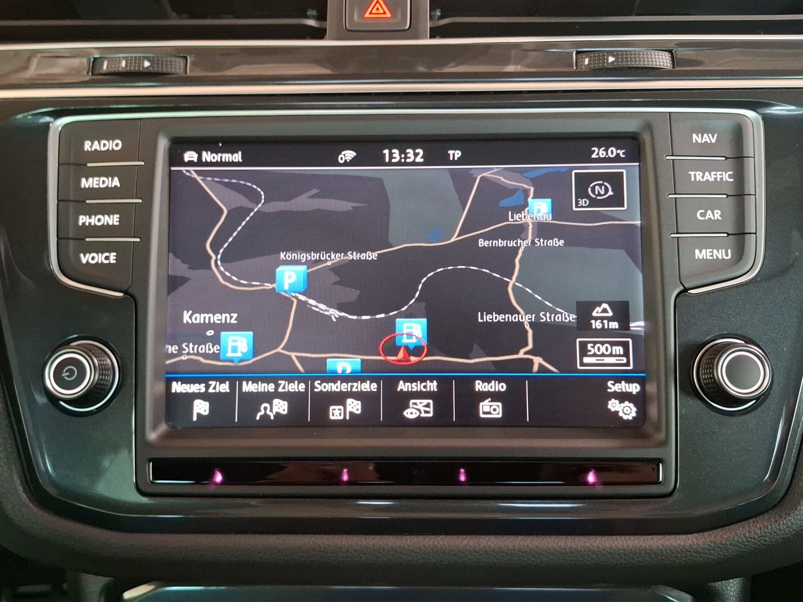 Fahrzeugabbildung Volkswagen Tiguan TSI R-Line DSG 4M LED AHK Navi Pano HUD A