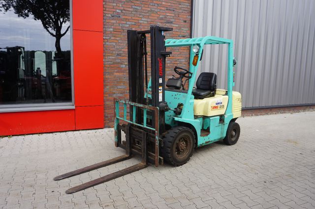 Inne Yang FD 25 - Dieselstapler