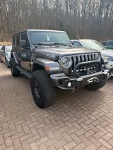 Jeep Wrangler Unlimited Sahara (US MODEL) - Jeep Wrangler mit Benzin-Antrieb: Geländewagen, Automatik