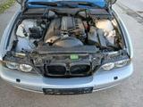BMW 530i A - - BMW 530 aus 2001: 530i