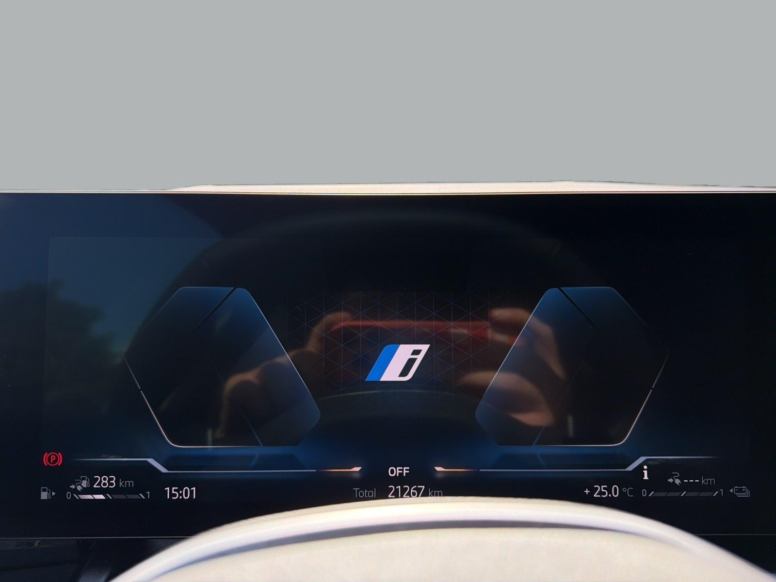 BMW 530e 360° STANDHZ HEAD-UP SITZBELÜFT PANO RFK BT