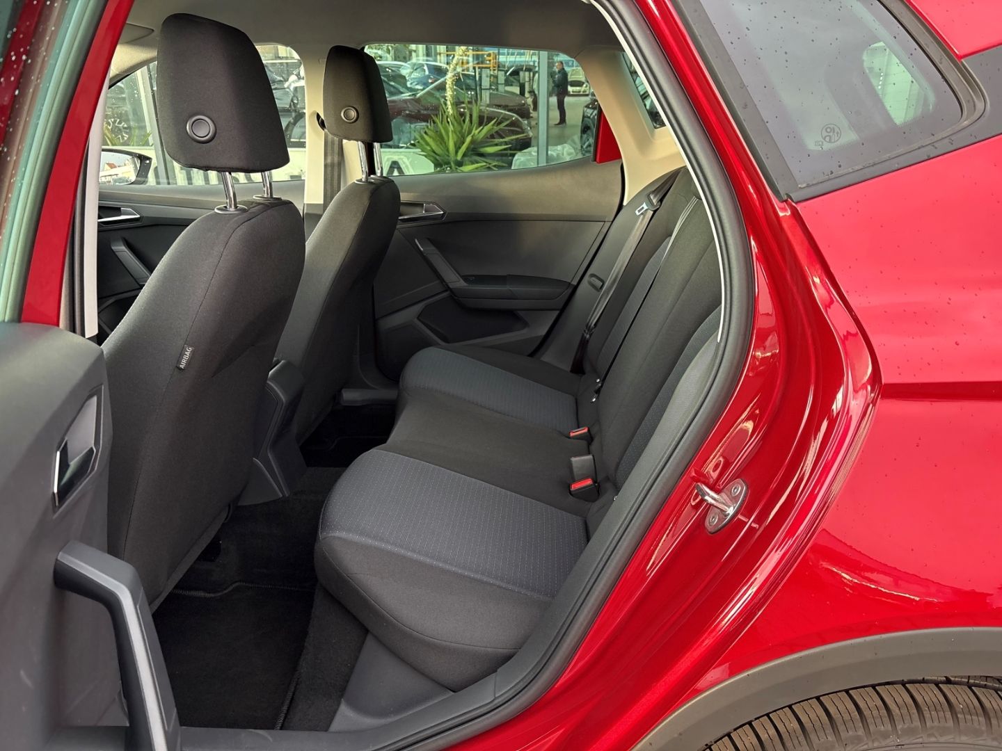 Fahrzeugabbildung SEAT Arona Style Navi Digitales Cockpit LED Sperrdif