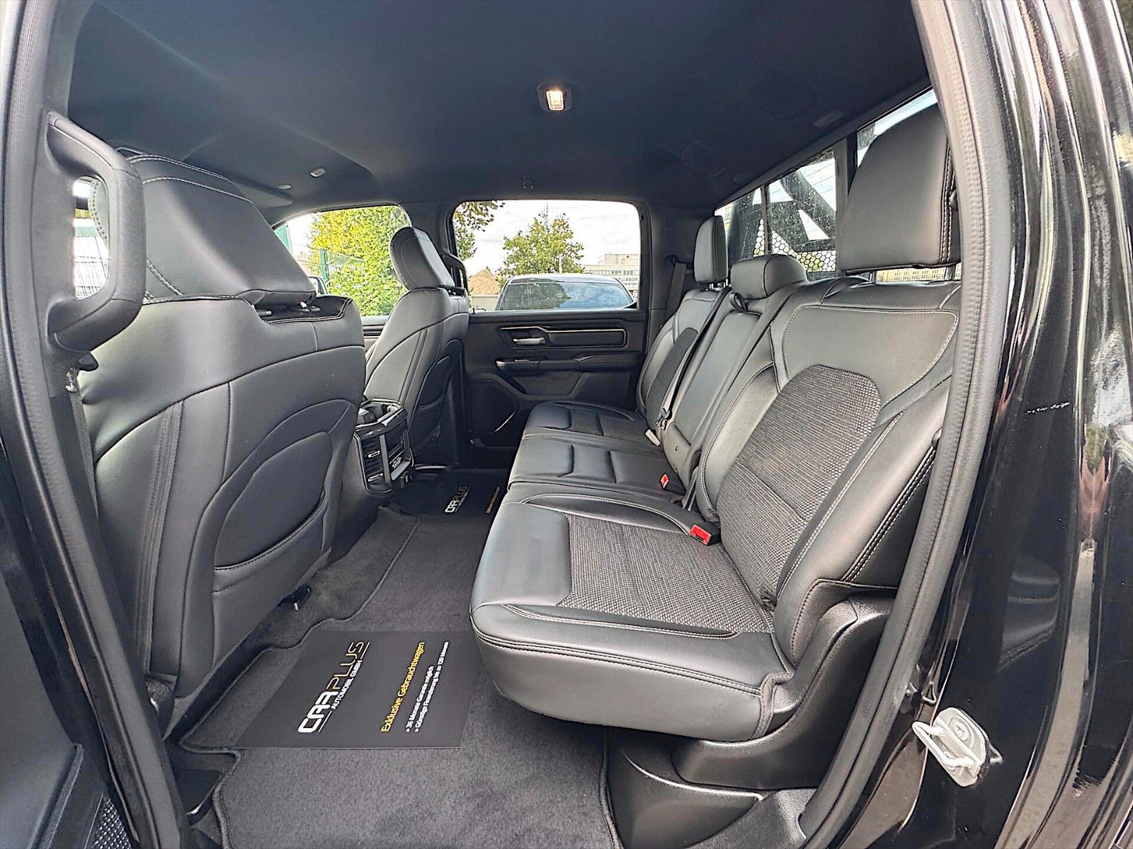 Fahrzeugabbildung Dodge RAM 5.7 V8 HEMI BLACK Edition Offroad 4x4 Tesla