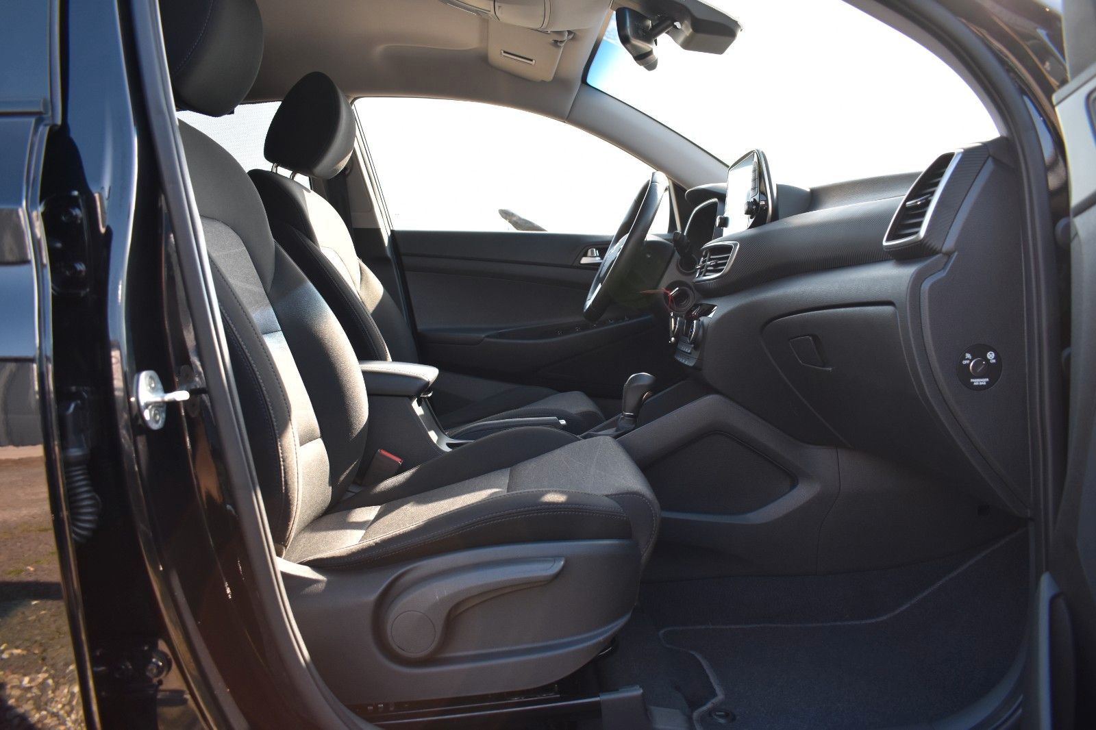 Fahrzeugabbildung Hyundai Tucson Trend 2WD Automatik Kamera AHK