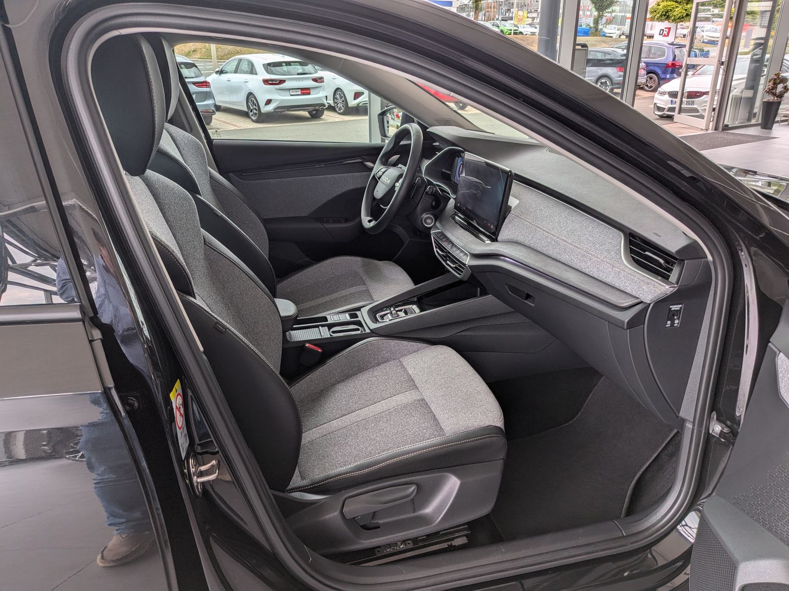 Fahrzeugabbildung SKODA Octavia 1.5TSI mHEV DSG ACC Style AHK 17" 5J-Gar