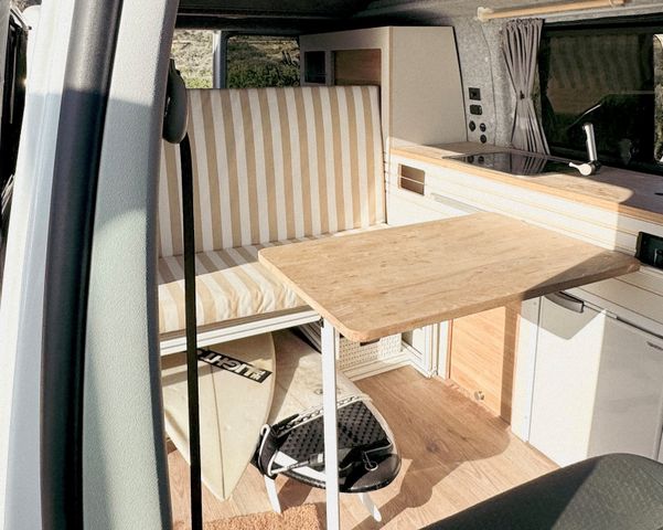 Fahrzeugabbildung Volkswagen T5 Transporter 2,0 TDI Camper+Boho+Aufstelldach+
