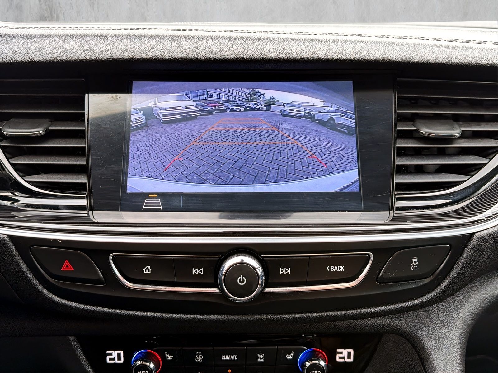 Fahrzeugabbildung Opel Insignia INNOVATION NAVI PANO LED ACC HEAD UP