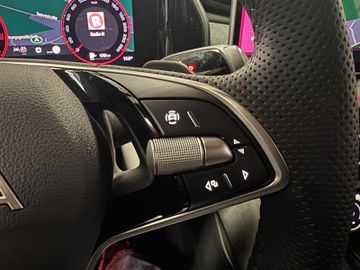Fahrzeugbestand 18 Skoda Kodiaq 1.5 TSI Sportline 7-Sitze AHK Matrix