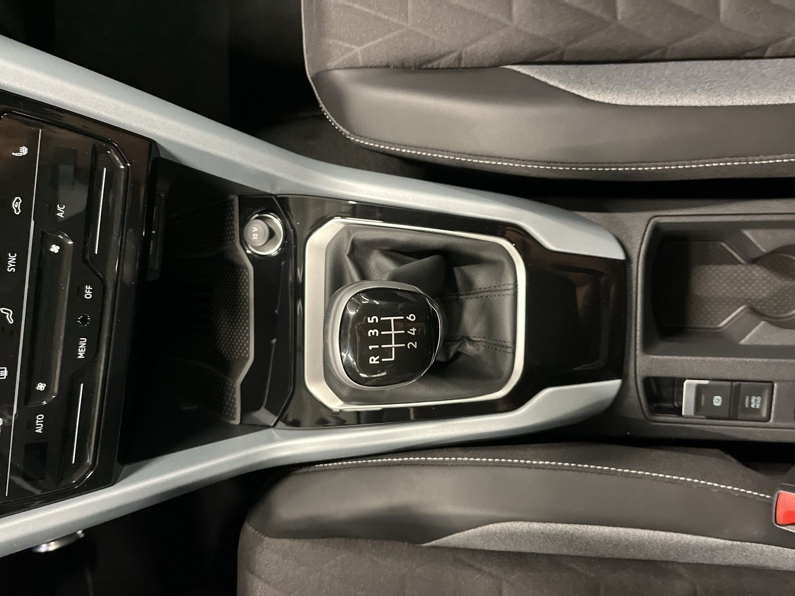 Volkswagen T-Roc - Bild 18