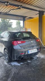 Alfa Romeo Giulietta 1.4 TB 16V MultiAir - - Alfa Romeo Giulietta: Kleinwagen