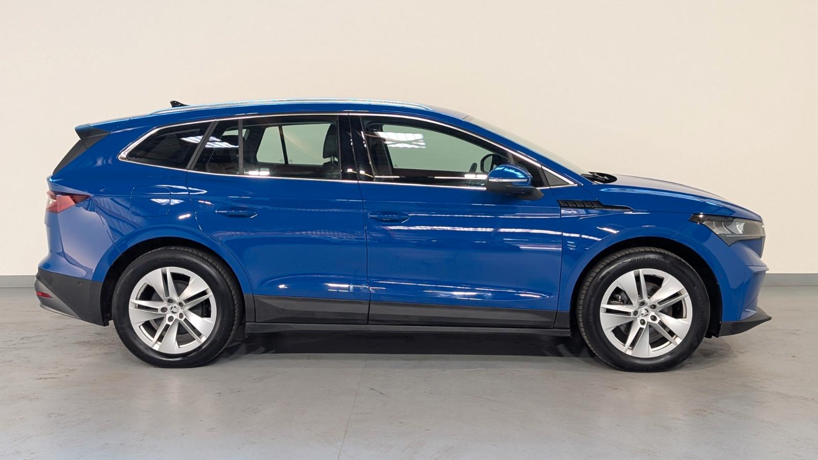 Skoda Enyaq 80 Loft KAM*LANE*SHZ*19"