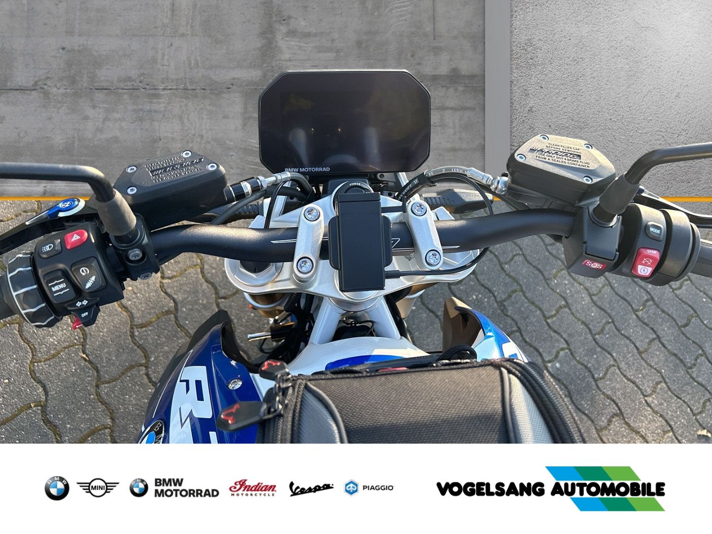 Fahrzeugabbildung BMW R 1250 R Dynamik-Paket, Style Sport, Sportlenker