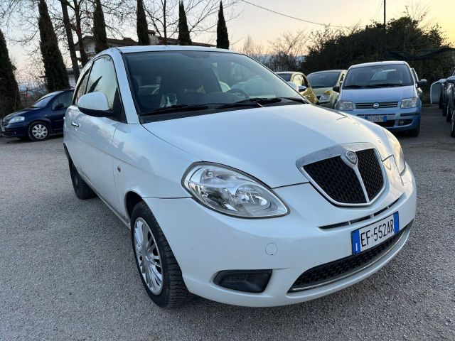 Lancia Ypsilon 1.3 MJT automatica