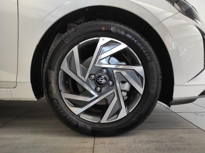 Hyundai HYUNDAI i20 3ª serie - i20 1.0 T-GDI DCT Connect imagem 3