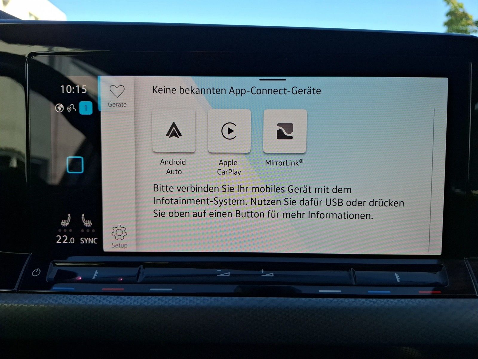 Fahrzeugabbildung Volkswagen Golf VIII TSI Active LED Navi AID SHZ PDC