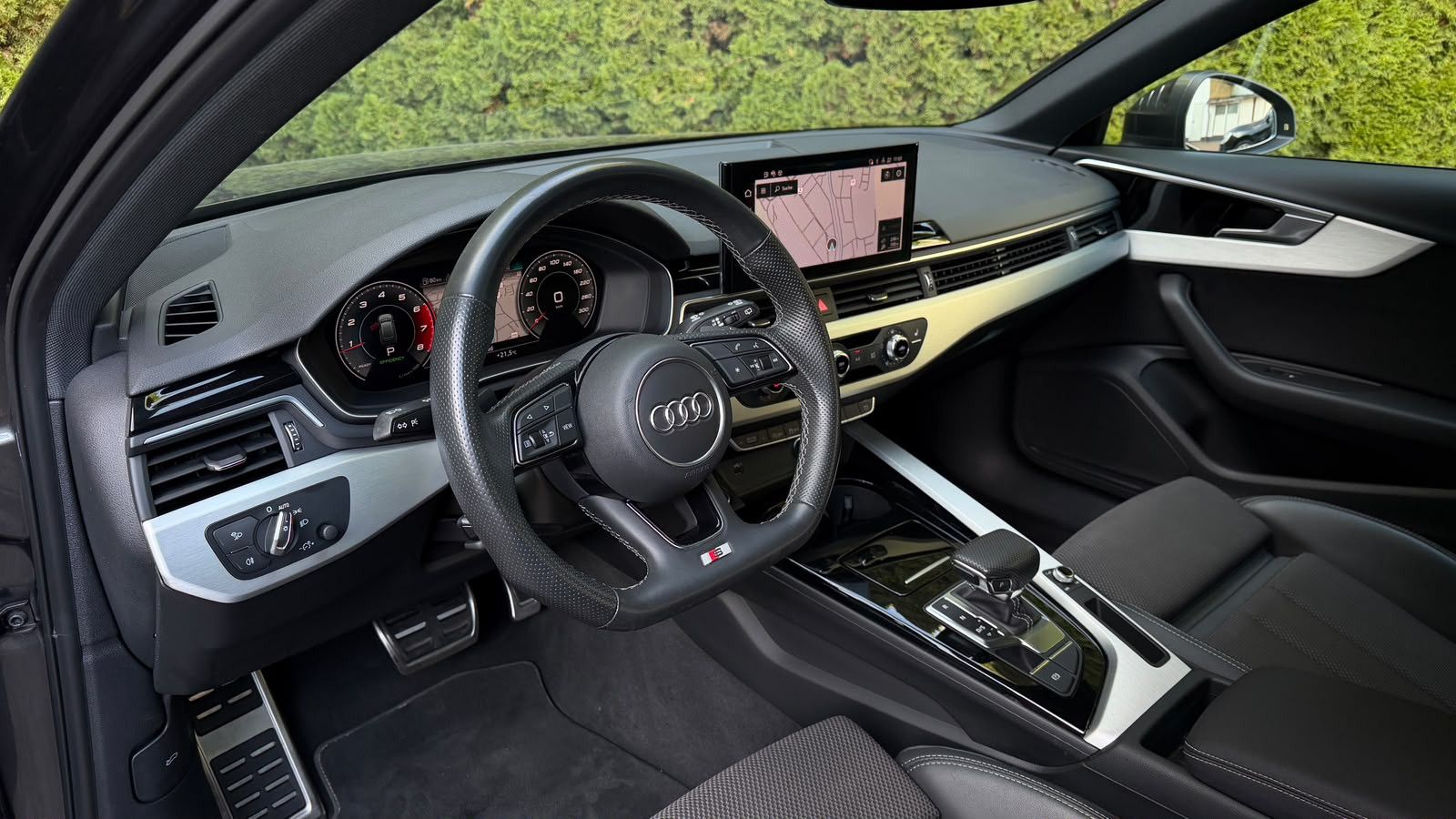 Fahrzeugabbildung Audi A4 40 TFSI 3x S-Line LED+VIRTUAL+MMI+SHZ+PDC+DSP
