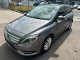 Mercedes-Benz B 200 CDI*Automatik*Leder*Navi*P-Dach*PDC*Euro5*