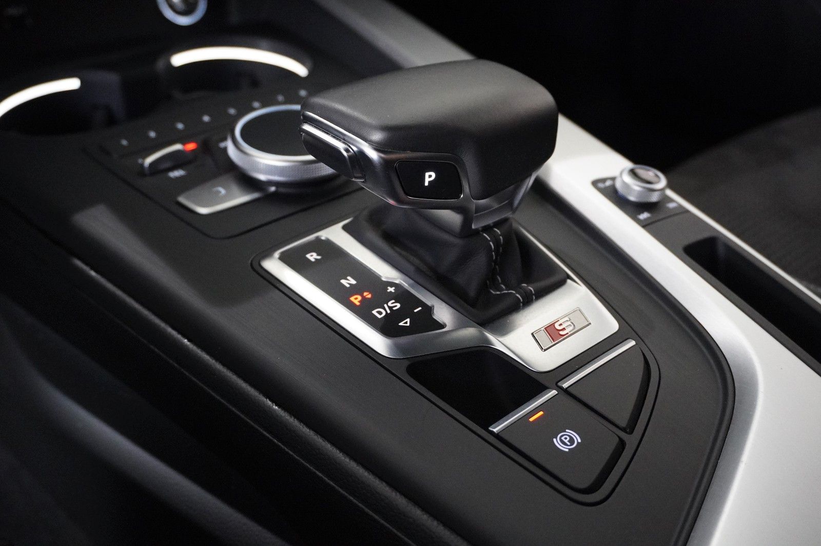 Fahrzeugabbildung Audi S5 Sportback 3.0 TDI QUATTRO LED/NAVI/KAMERA/HUD