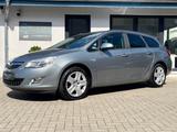 Opel Astra J Sports °PDC°AHK°Tempo°SHZ°S-Heft - Opel Astra aus 2011: Kombi