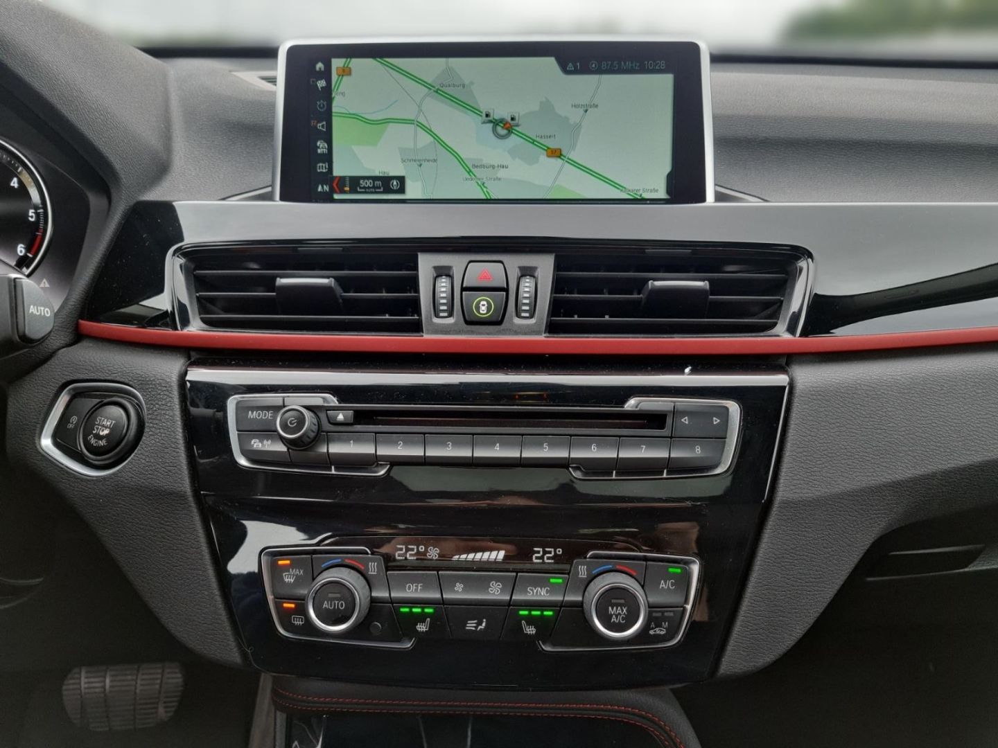 Fahrzeugabbildung BMW X1 sDrive 18 d Sport Line PDC
