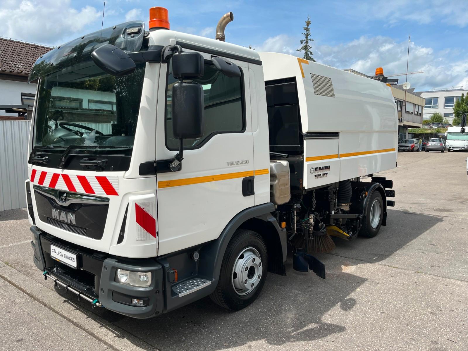 MAN TGL 12.250 *Kehrmaschine *FAUN Viajet 5R/LH