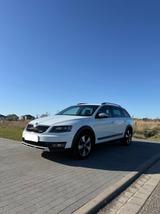Skoda Octavia 1.8 TSI DSG 4x4 Scout Combi Scout