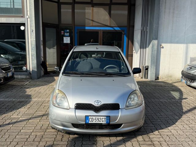 Toyota Yaris 1.0i 16V cat 5 porte Sol