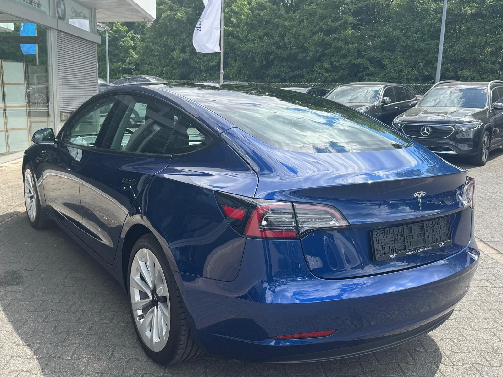 Fahrzeugabbildung Tesla Model 3 RWD PANO+LED+NAVI+SHZ+KAMERA+ACC+WP