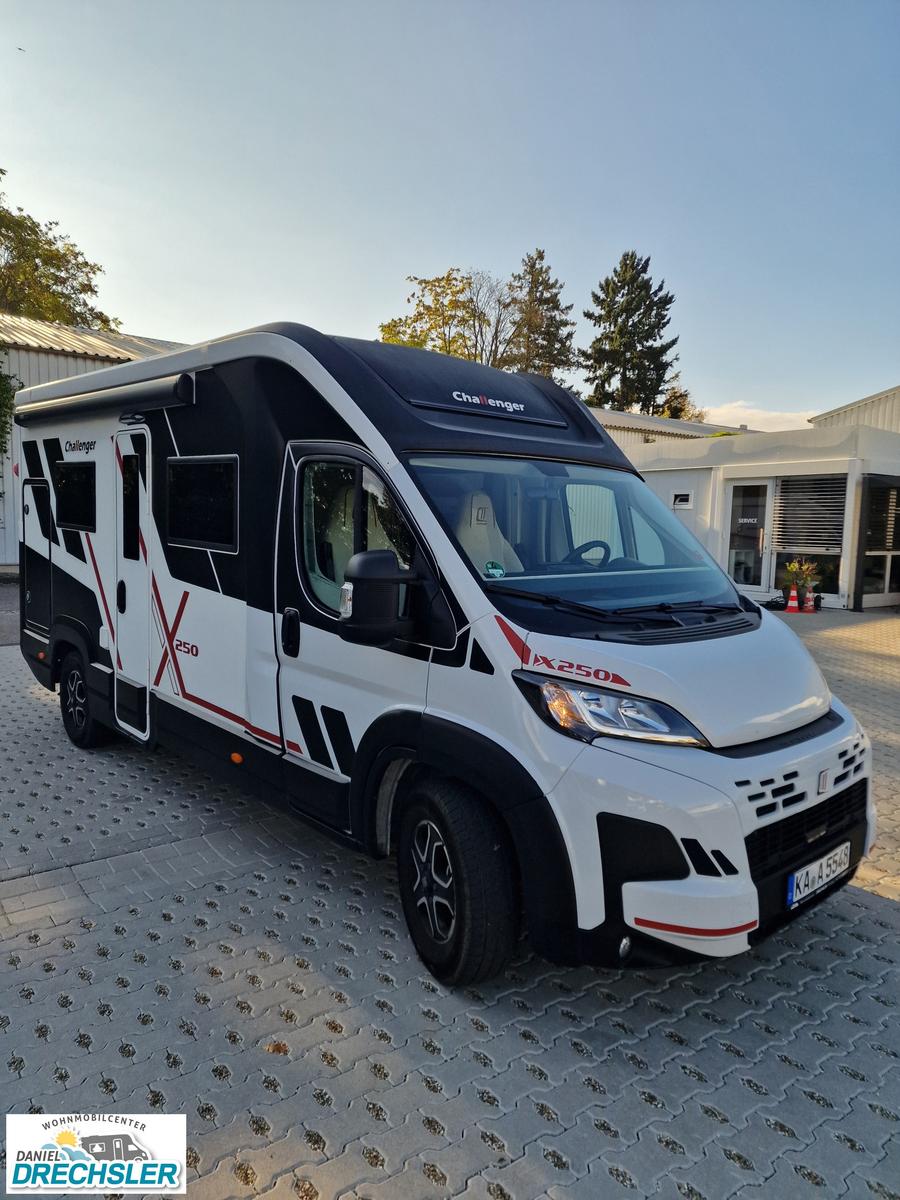 Challenger X 250 Open Edition