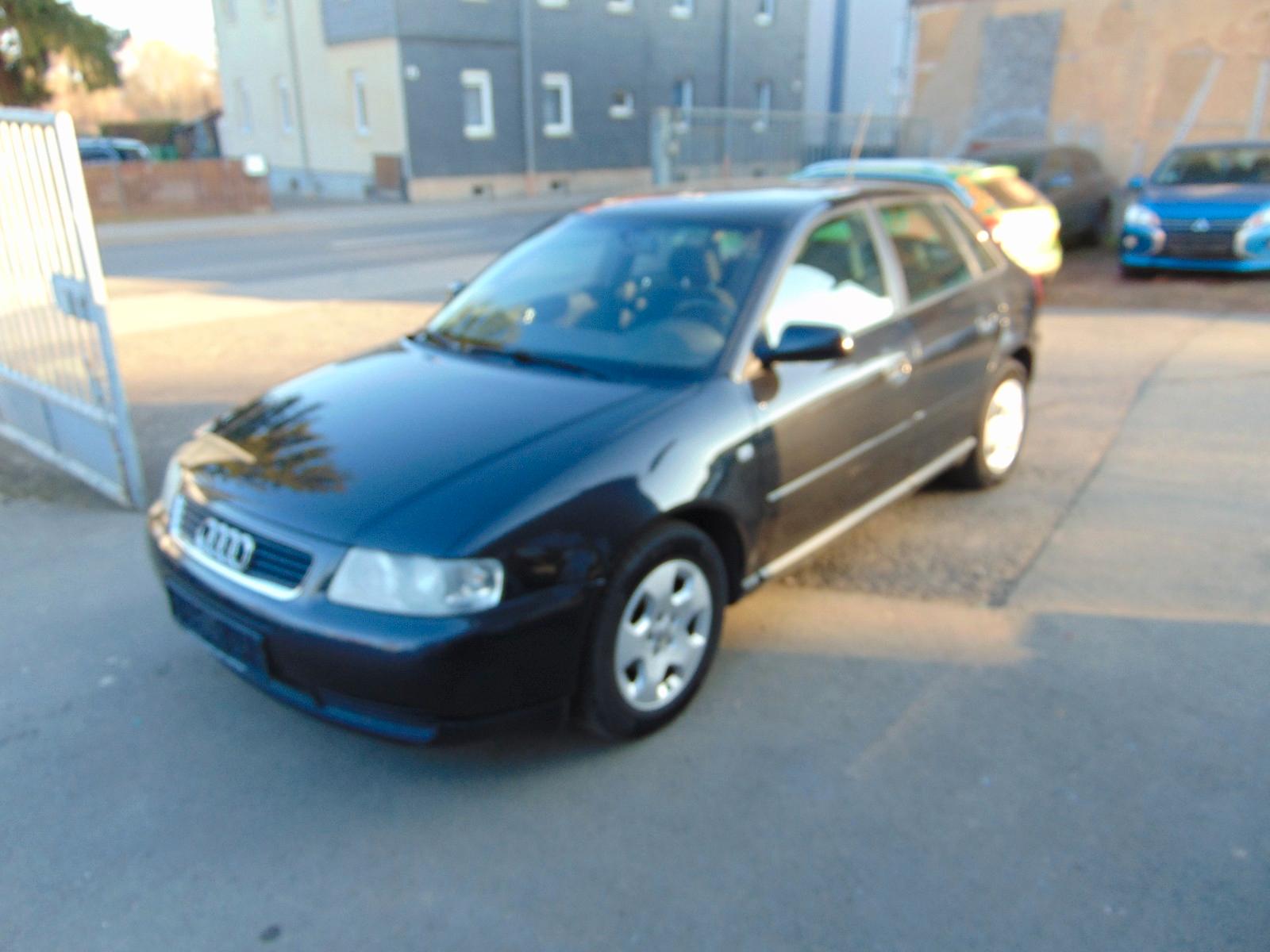 Audi A3 1.6 Attraction