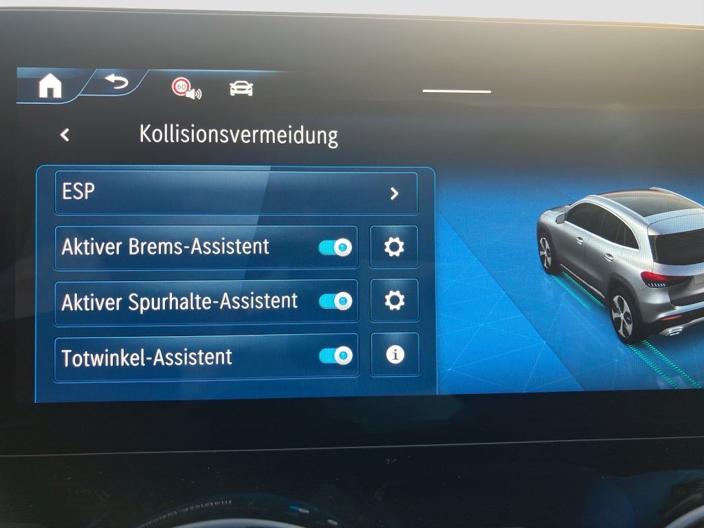 Fahrzeugabbildung Mercedes-Benz GLA 220 d 4M AMG*NIGHT*AHK*PANO*DISTR*MEMO*360°