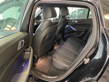 BMW X6 - 10