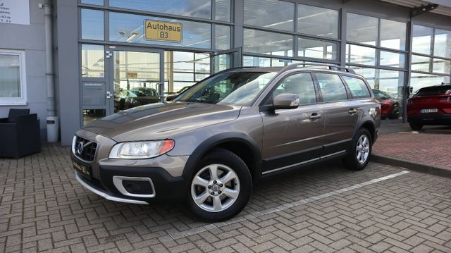 Volvo V70/XC 70 Momentum AWD-Bi-Xenon-Navi-el.GSSD-AC