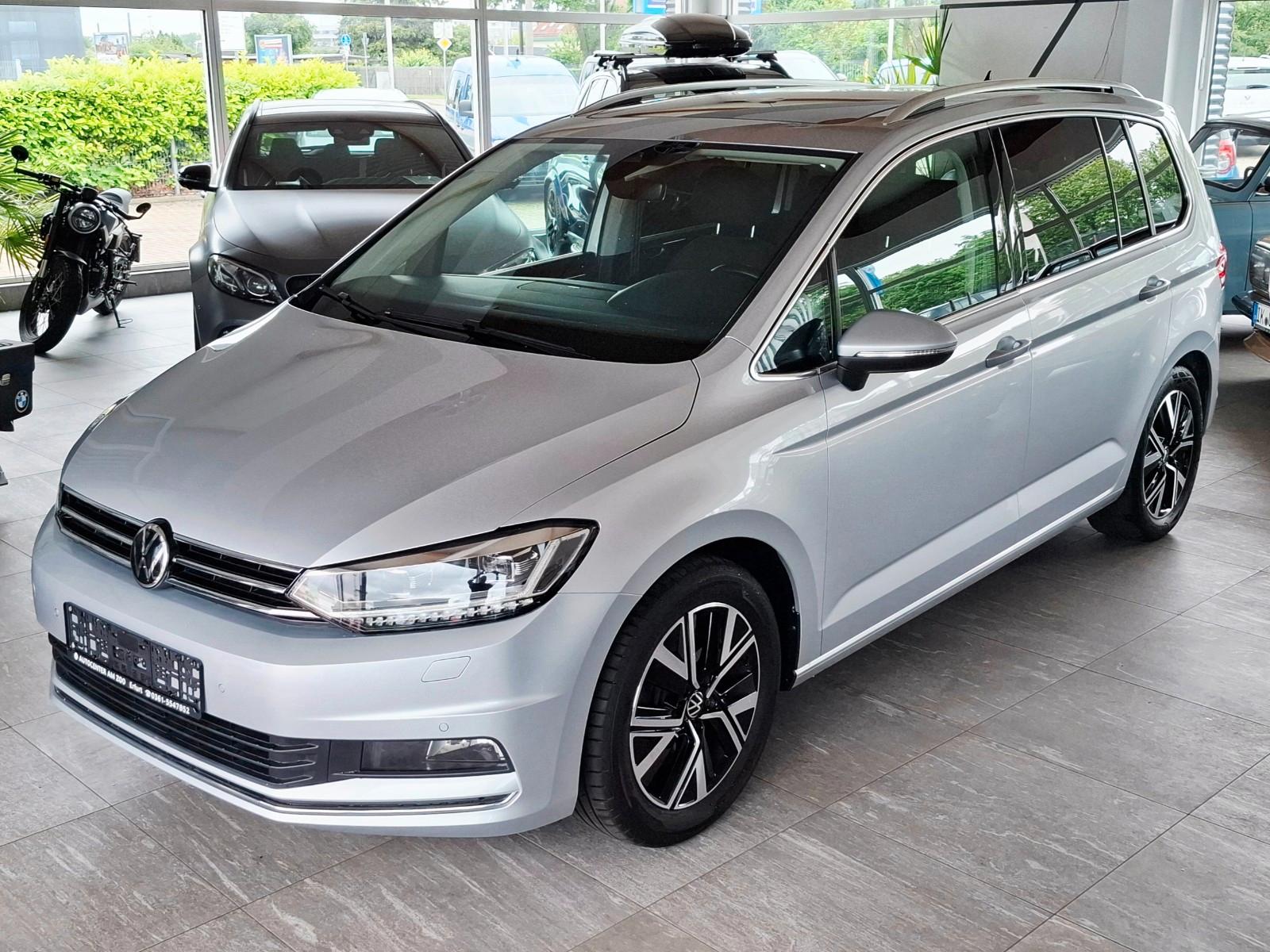 Volkswagen Touran Highline*Panorama*Navi*ACC*LED*1-Hand*