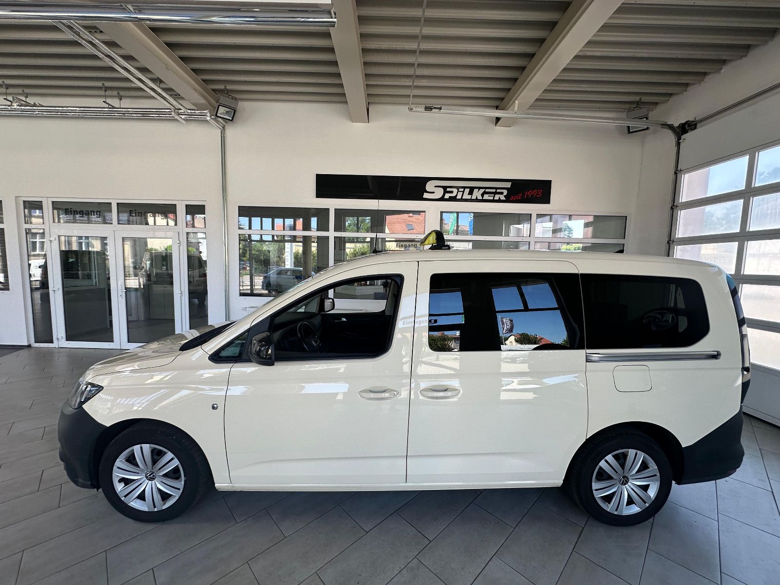 VW Caddy Maxi TAXI-Rollstuhl/7Sitze/Autom/PDC v+hi