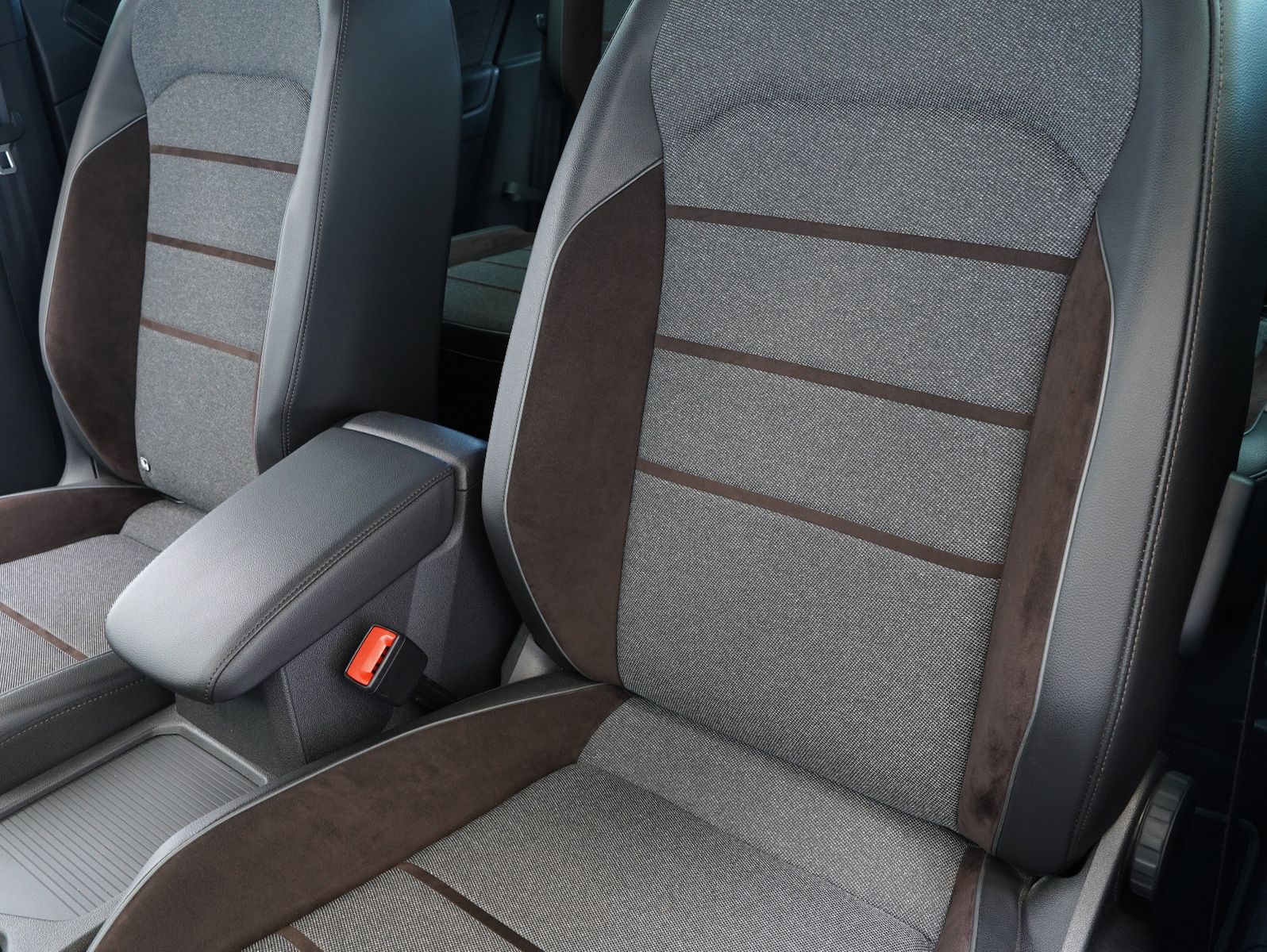 Fahrzeugabbildung SEAT Tarraco 1.5 TSI ACT Xcellence ACC/KAMERA/LM20"