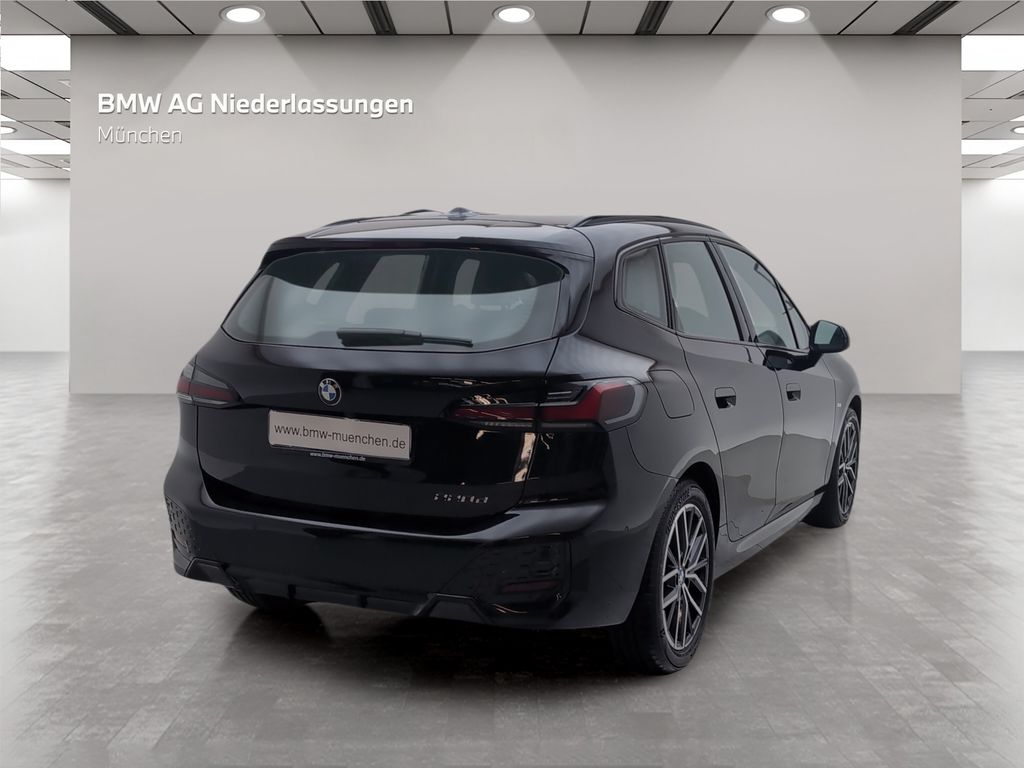BMW 220 Active Tourer — fotografia 2