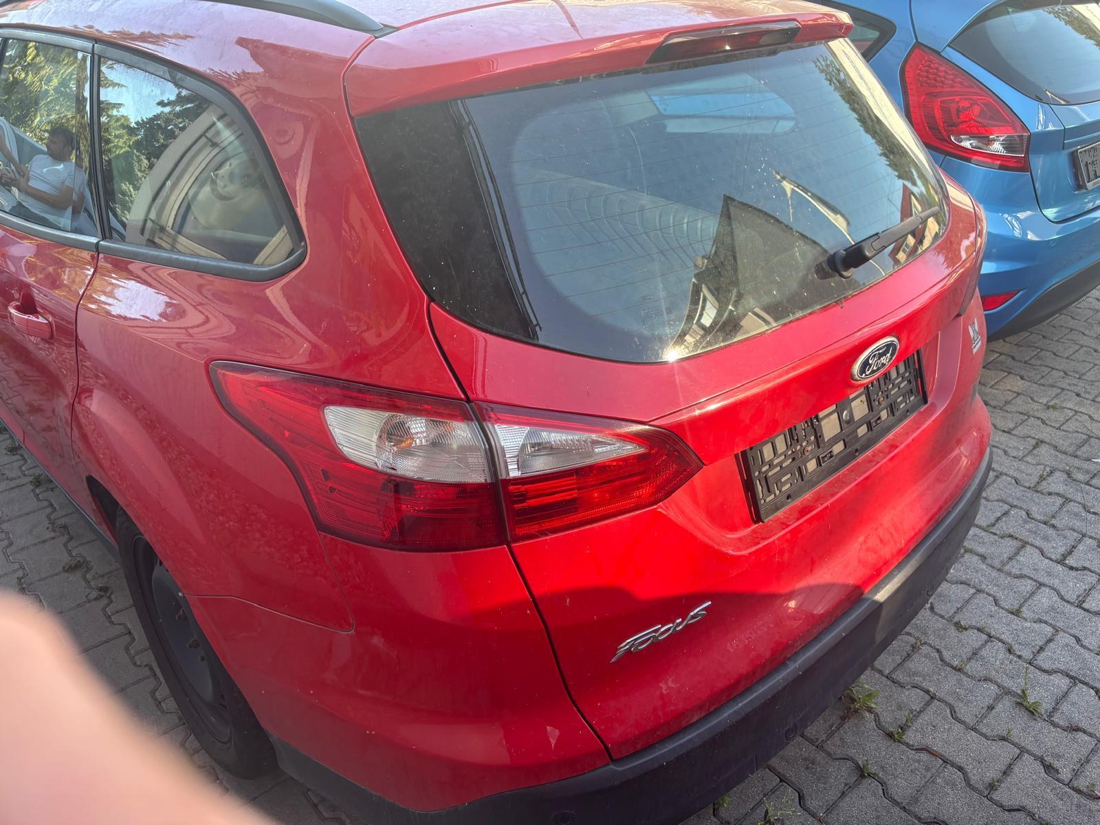Ford Focus 2013 — photo 10