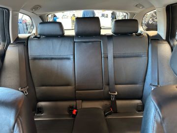 MYAUTOCENTER – Gebraucht- und Jahreswagen mit Werkstattservice in Pfaffenhofen BMW 320d Touring *Xenon*Leder*Automatik*AHK*